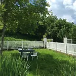 Casa Bianca Azzurra Con Piscina * Niella Belbo