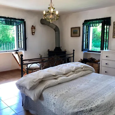 Casa Bianca Azzurra Con Piscina