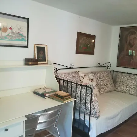 Casa Bianca Azzurra Con Piscina Feriehus Niella Belbo